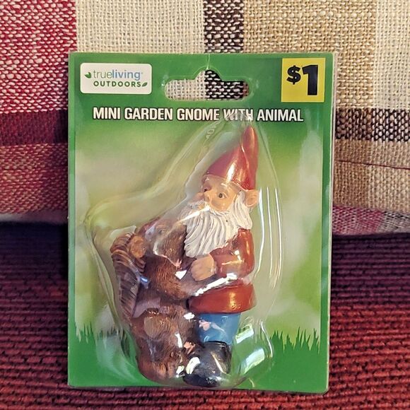 Lot of 12 Mini Garden Figurines Accessories Gnomes Well Trolley Frogs Fairy New - Picture 13 of 15